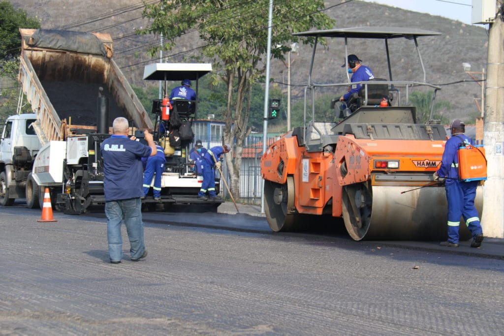 Prefeitura de Volta Redonda realiza recomposição asfáltica em Três Poços 2 IMG 2347