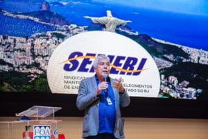 Novos modelos de aprendizagem é tema de palestra do SEMERJ 2 IMG 4721@0.33x