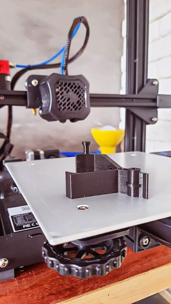 Design: Professor desenvolve peça 3D para substituição emergencial para área de saúde 1 Emergencial: peça 3D substitui peça quebrada em hospital