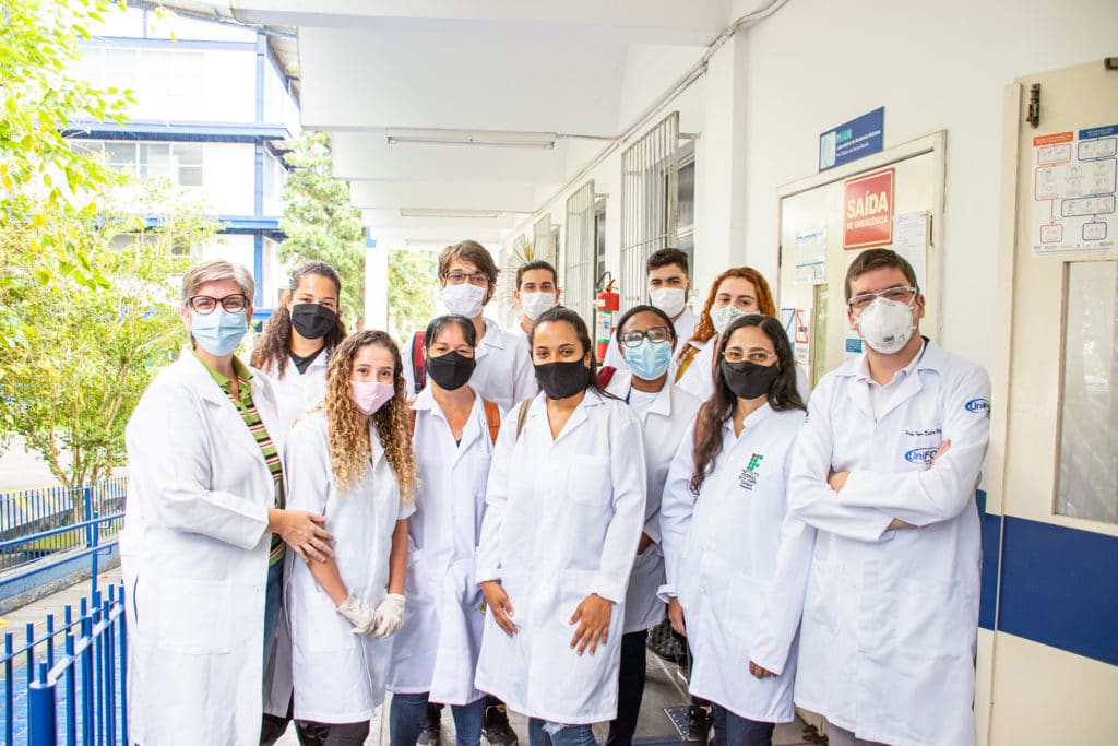 OpenLab: UniFOA recebe estudantes do IFRJ para aula prática em laboratório de Medicina 3 OpenLab