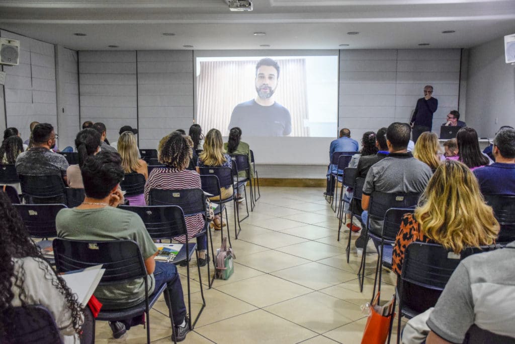 CDL recebe workshop sobre liderança oferecido pelo UniFOA    1 CDL recebe workshop sobre liderança e Formação Executiva oferecida pelo UniFOA