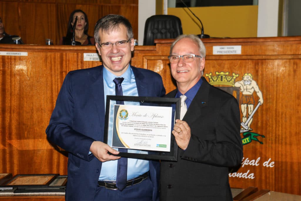 Professor do UniFOA, Otávio Mithidieri é homenageado por deputado pelos trabalhos desenvolvidos para idosos na Instituição 1 idosos